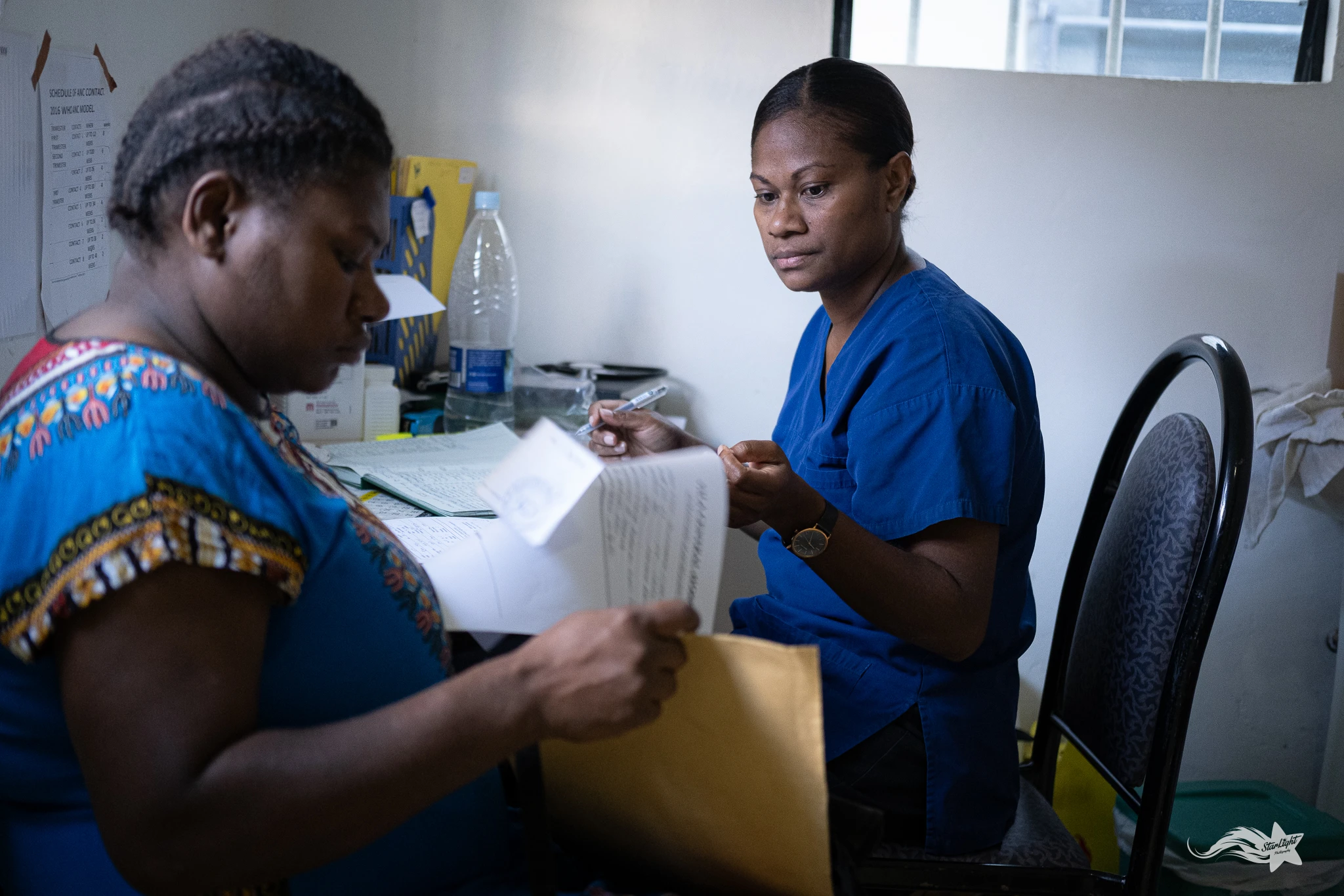 DSCF7081 Nurse Consultation At Vanuatu Family Health Association (VFHA). Gina Ishmael