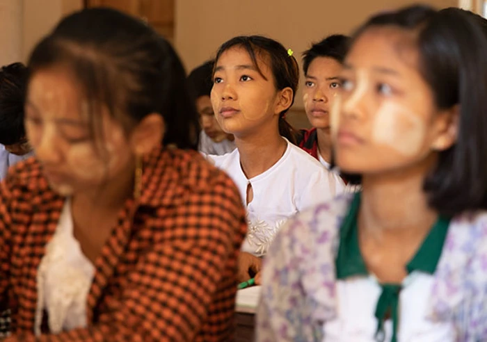 Myanmar Girls 600X600