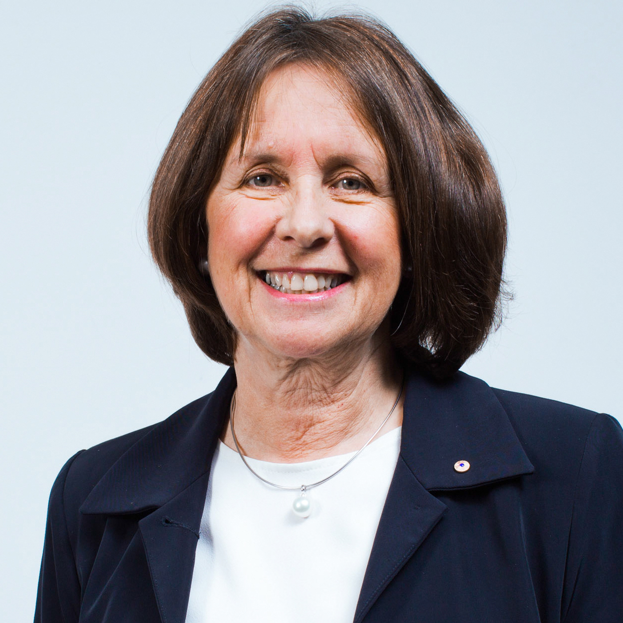 Professor Suzanne   Crowe AO