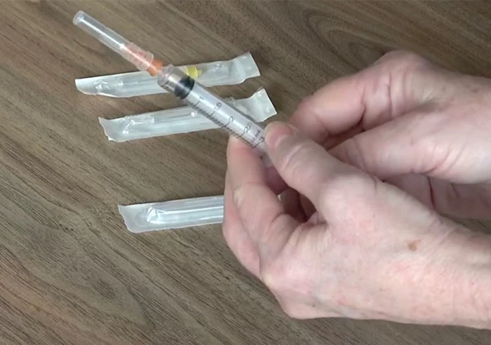 Needle Syringe 800X500