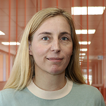 Anja Busse